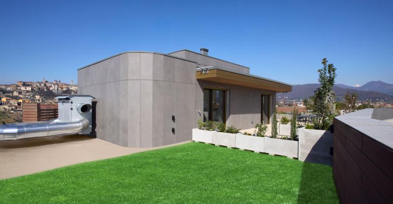 SERVALLI ARCHITETTURA Rigenerazione urbana per i locali tecnici di una palazzina